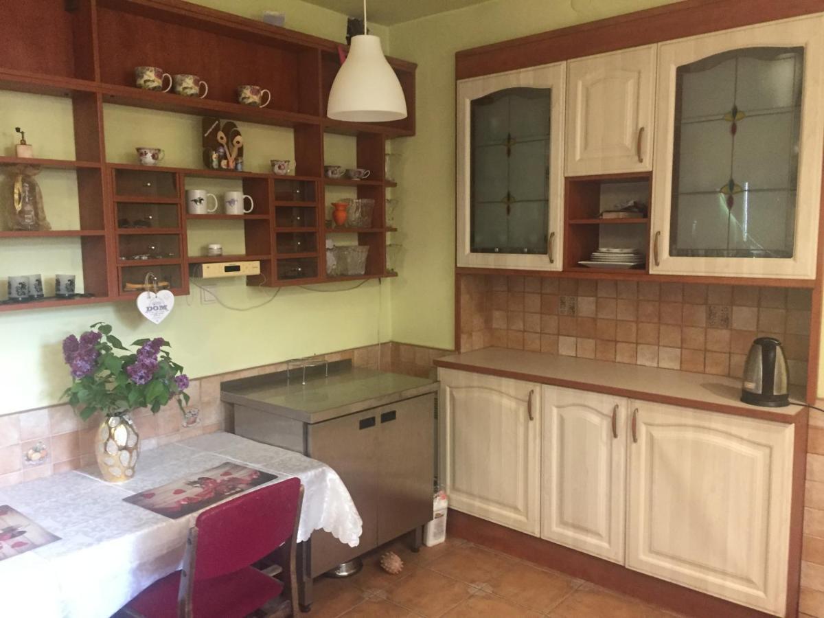 Samodzielny Pokoj W Wygodnym Domu Z Parkingiem Apartman Piaseczno  Kültér fotó