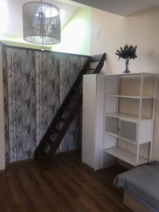 Samodzielny Pokoj W Wygodnym Domu Z Parkingiem Apartman Piaseczno  Kültér fotó